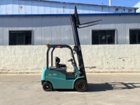 Chariot élévateur motorisé WGZN 220V intelligent avec déverrouillage par mot de passe, instrument LCD et double vérin hydraulique pour terminal de fret