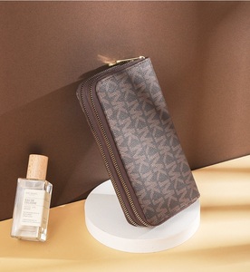 Nuovo <span class=keywords><strong>Portafoglio</strong></span> Corto in Pelle PU di Design, Multifunzionale, per <span class=keywords><strong>Uomo</strong></span> e Donna, <span class=keywords><strong>Pochette</strong></span> a Cuore con Cerniera, Mini Porta Carte - Product Image 1