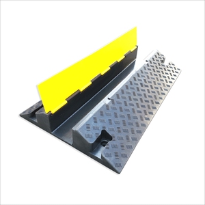 อุปกรณ์ป้องกันสายยางสำหรับกิจกรรมกลางแจ้งอุปกรณ์ป้องกันสายยาง1ช่องสำหรับขับรถและกลางแจ้ง/สายไฟ/ท่อ/ปลอกหุ้ม - Product Image 2