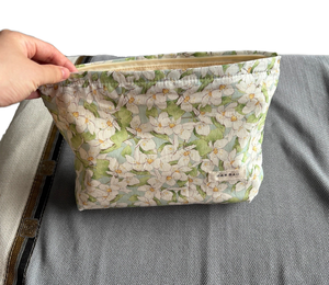 Ins Style Eco-Friendly Foldable Fresh <b>Sweet</b> <b>Flower</b> Cosmetic Bag Large Capacity Canvas Portable Lipstick Storage Bag Women Cotton - Product Image 1