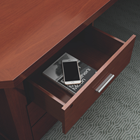 Grands bureaux de direction en placage MDF, style chinois classique, pour PDG, directeurs et patrons, mobilier de bureau de luxe pour design d'intérieur.