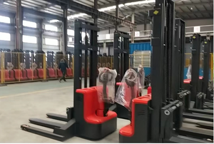 Weliftrich ES-15k 1500kg 1.5ton पैर फैलाकर बैठना पैर मेंटेनेंस फ्री बैटरी 48V 32Ah 4h काम कर समय वॉकी इलेक्ट्रिक स्टेकर - Product Image 2