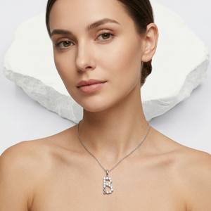 Collar de Moda al por Mayor, Chapado en Rodio de 18K, 4 Capas, Latón con Circonitas, Colgante Pequeño con Inicial, para Mujer, Cadena Rolo - Product Image 5