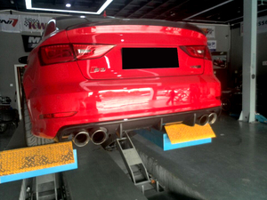 สปอร์ตไลน์คาร์บอนไฟเบอร์ตัวกระจายแสงด้านหลังรถ S3 <span class=keywords><strong>A3</strong></span>สำหรับ <span class=keywords><strong>A3</strong></span> <span class=keywords><strong>Audi</strong></span> 8V Sline S3ซีดาน4ประตู2014-2016 - Product Image 3