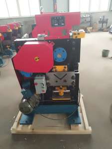 Machine à poinçonner et à couper multifonctionnelle pour profilés métalliques - Product Image 1