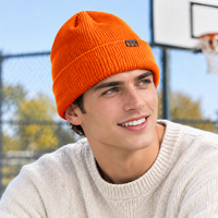 Bonnet en tricot côtelé avec logo métallique, revers pliable, chaud et extensible, pour l'hiver, usage quotidien en extérieur, personnalisable