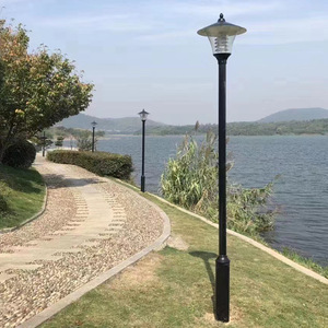 Lampadaire solaire extérieur en fer pour jardin, abat-jour en verre LED, blanc chaud 2700K, IP66, ampoule A19 non amovible, AC 220V - Product Image 5