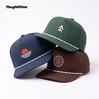 Casquettes de golf perforées découpées au laser, haute performance, imperméables et respirantes, à 5 panneaux, avec logo PVC personnalisé, de qualité supérieure
