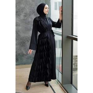Abaya luxueuse <span class=keywords><strong>Aaliyah</strong></span> avec design latéral et ouverture frontale - Product Image 3