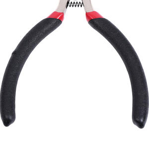 Pince à bec effilé DIY 5 pouces à mâchoires dentelées en acier au chrome-vanadium, pointe affûtée, manche noir et rouge, à ressort - Product Image 3