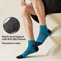 Chaussettes de course professionnelles mi-mollet pour hommes à cinq doigts, antidérapantes et désodorisantes, idéales pour l'été, les sports de plein air, le marathon, la randonnée et l'entraînement