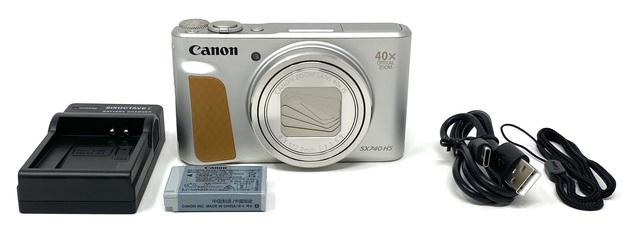Used US Point Shoot Digital Camera 3.0" LCD Silver (2956C001) Optical Zoom Full HD (1920x1080) 960mm Max Focal Length CMOS