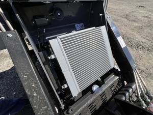 รถตักล้อยางขนาดเล็ก KTT23 รุ่นปี <span class=keywords><strong>2026</strong></span> ขายดี พร้อมเครื่องยนต์ 739 ซีซี ทนทาน ขนาดกะทัดรัด เหมาะสำหรับงานก่อสร้าง - Product Image 5