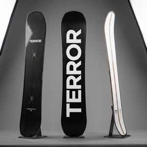 Nouvelle série gravée au carbone Wide Eight-Carve, snowboard tout-terrain professionnel pour adulte, avec plaque supérieure importée de qualité supérieure. - Product Image 2