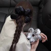 Q & Y ikat rambut gaya Korea sederhana modis bunga biru Puffy lucu untuk anak perempuan desain bunga baru spons rambut empuk Scrunchies