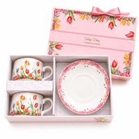 Produits tendance : Tasses à café en céramique, tasses à thé en forme de tulipe, ensemble tasse à café en céramique avec soucoupe, tasses de Noël