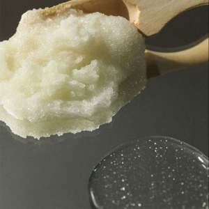 Exfoliante Corporal <span class=keywords><strong>de</strong></span> Sal con Aloe, Coco, Cúrcuma y Fresa, Exfoliante Corporal Blanqueador, Suministro Directo <span class=keywords><strong>de</strong></span> Fábrica para el Cuidado <span class=keywords><strong>de</strong></span> <span class=keywords><strong>la</strong></span> Piel - Product Image 2