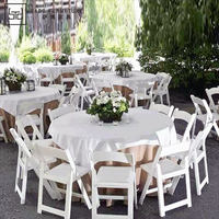 Chaise pliante en résine métallique blanche - Imperméable et empilable pour les mariages en plein air, les hôtels et l'utilisation commerciale