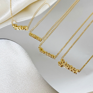 Gioielli alla Moda 2025 Collana in Acciaio al Titanio Placcato con Ciondolo Personalizzato 'Mama/Love/Sister/Dream' in Oro 18K - Product Image 5