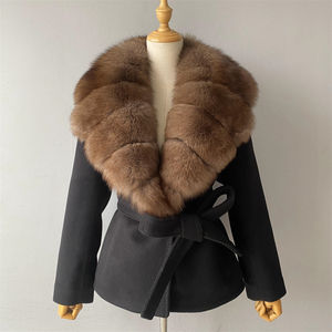 <span class=keywords><strong>Cappotto</strong></span> Invernale da Donna in Cashmere e Pelliccia <span class=keywords><strong>Nero</strong></span>, Caldo, con Ampio Collo in Vera Pelliccia di Volpe, di Lusso, in <span class=keywords><strong>Lana</strong></span> Double Face Morbida, Fatto a Mano, Personalizzabile all'Ingrosso - Product Image 3