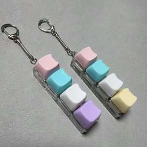 Llavero de juguete de PC totalmente transparente con luz de prueba de descompresión y función de apriete - Product Image 6