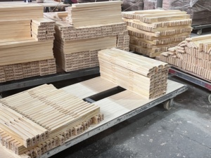 <span class=keywords><strong>Puerta</strong></span> interior de madera de <span class=keywords><strong>pino</strong></span> de panel sólido precolgado de 32x96 pulgadas para hotel con accesorios - Product Image 2
