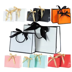 Large medium small white gift packaging paper bag gift clothes shopping packing bag with black edge and ribbon decoration handle