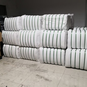Écran d'intimité rouge 150 g/m² 100 % HDPE avec œillets en aluminium 4'x25' pour espaces publics extérieurs et filet de cloisonnement de chantier - Product Image 5