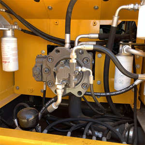 Pelle hydraulique Volvo EC210D d'occasion sur chenilles axée sur les composants de base Moteur Pompe Moteur Roulement de boîte de vitesses Produit d'occasion - Product Image 2