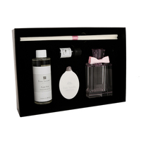 Cadeau d'affaires de luxe Parfum décoré pour la maison Parfum Premium Parfums Huile Liquide Diffuseur avec sac à main