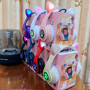 Mignon <span class=keywords><strong>casque</strong></span> <span class=keywords><strong>sans</strong></span> fil pour enfants dent bleue avec lumières LED BT V5.1 pliable rvb musique de jeu <span class=keywords><strong>casque</strong></span> <span class=keywords><strong>sans</strong></span> fil B39 - Product Image 6