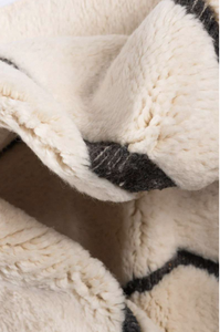 Alfombra de Lana Tejida a Mano con Diseño Marroquí, Alfombra de Lujo para Sala de Estar, Dormitorio u Oficina, Fácil de Limpiar y Mantener - Product Image 4