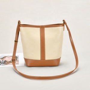 Sac fourre-tout noir prospère PU sacs fourre-tout rembourrés confortables sac seau vénérable monstrueux pour les rencontres - Product Image 5