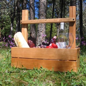 Ensemble de <span class=keywords><strong>table</strong></span> de pique-nique portable en pin avec panier en bois et design pliable pour les sorties en plein air, la <span class=keywords><strong>valise</strong></span> se transforme en <span class=keywords><strong>table</strong></span> de pique-nique - Product Image 5