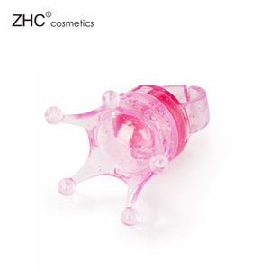 ตลับลิปกลอสทรงมงกุฎน่ารัก CC36044 สำหรับเด็ก ลิปกลอสแบบเจลกันน้ำ ผู้ผลิตลิปบาล์มสำหรับผู้หญิง - Product Image 4