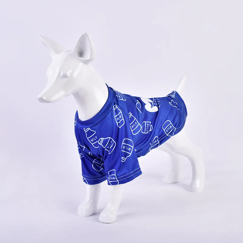 犬のTシャツ柔らかい子犬の服犬猫の服ペットポロ犬の服漫画の青い色のペットの服夏のTシャツ