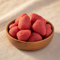 Hoogwaardige bulk gevriesdroogde aardbeien 100% natuurlijke gezonde fruitsnacks groothandel FD aardbeien