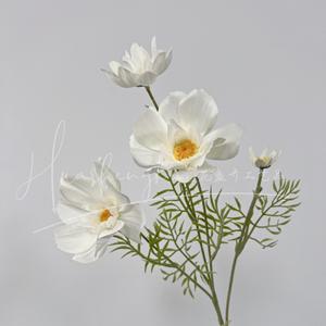 Bouquet de marguerites artificielles en soie, fleurs blanches, haute simulation, décoration de mariage - Product Image 1