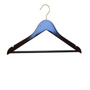 Вешалка для одежды из красно-коричневого тикового дерева на 66 предметов с круглой перекладиной, на заказ, оптом для супермаркетов и розничных магазинов - Product Image 1