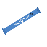 Écharpe tricotée personnalisée avec motif du drapeau des Bahamas, écharpe douce et extensible en polyester avec pompons pour un usage quotidien en hiver et pour offrir en cadeau lors des fêtes