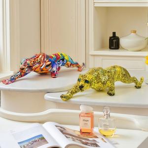 Nuevo Adorno Artístico Esculpido de Resina Epoxi con Diseño de Leopardo de Cambio Gradual para Sala de Estar, Mueble Bar, Oficina, Decoración de Inauguración de Casa - Product Image 4