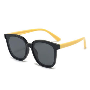 Occhiali da sole con montatura quadrata in Silicone flessibile di alta qualità per ragazzi <span class=keywords><strong>e</strong></span> ragazze personalizzati polarizzati UV400 disponibili in blu nero rosso - Product Image 5