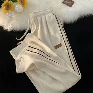 <span class=keywords><strong>Pantaloni</strong></span> <span class=keywords><strong>in</strong></span> <span class=keywords><strong>Velluto</strong></span> <span class=keywords><strong>a</strong></span> <span class=keywords><strong>Coste</strong></span> di Alta Qualità per <span class=keywords><strong>Uomo</strong></span> e Ragazzo, Modello Largo e Dritto, <span class=keywords><strong>Pantaloni</strong></span> Sportivi Casual alla Moda - Product Image 4