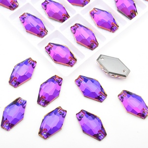 OLeeya Meilleures ventes Strass personnalisés hexagonaux en verre à coudre, Pierres de couture en cristal pour vêtements - Product Image 3