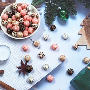 עיצוב חדש 50pcs נמר הדפס חרוז חג המולד עט Beadabl עגול 15 מ "מ סיליקון מודפס חרוזים - Product Image 4