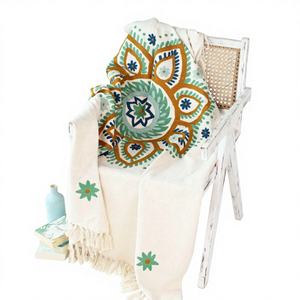 Manta de Algodón Suave y Cálida para Invierno, Estilo Moderno y Lujoso, Hecha a Mano, con Borlas Bordadas, 50x70 Pulgadas, Marca ART BOX - Product Image 1