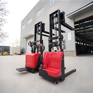 Apilador de carretilla elevadora eléctrica de 2 toneladas completamente automático con elevador hidráulico de 1 tonelada de carga pequeña descarga de voltaje de 220V - Product Image 3