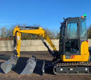 9027FZTS พร้อม PLC และมอเตอร์ รถขุดตีนตะขาบขนาดเล็ก 2.75 ตัน สำหรับงานย้ายต้นไม้ ประสิทธิภาพสูง - Product Image 6