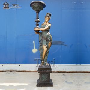 Soporte de lámpara de metal de bronce para jardín, escultura de figura humana, poste de lámpara de pie para exterior - Product Image 3