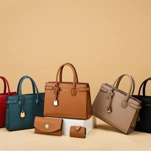 محافظ نسائية ذات سعة كبيرة من الشركة المصنعة وحقيبة كروس من الجلد الصناعي للنساء فاخرة بشعار مخصص - Product Image 2